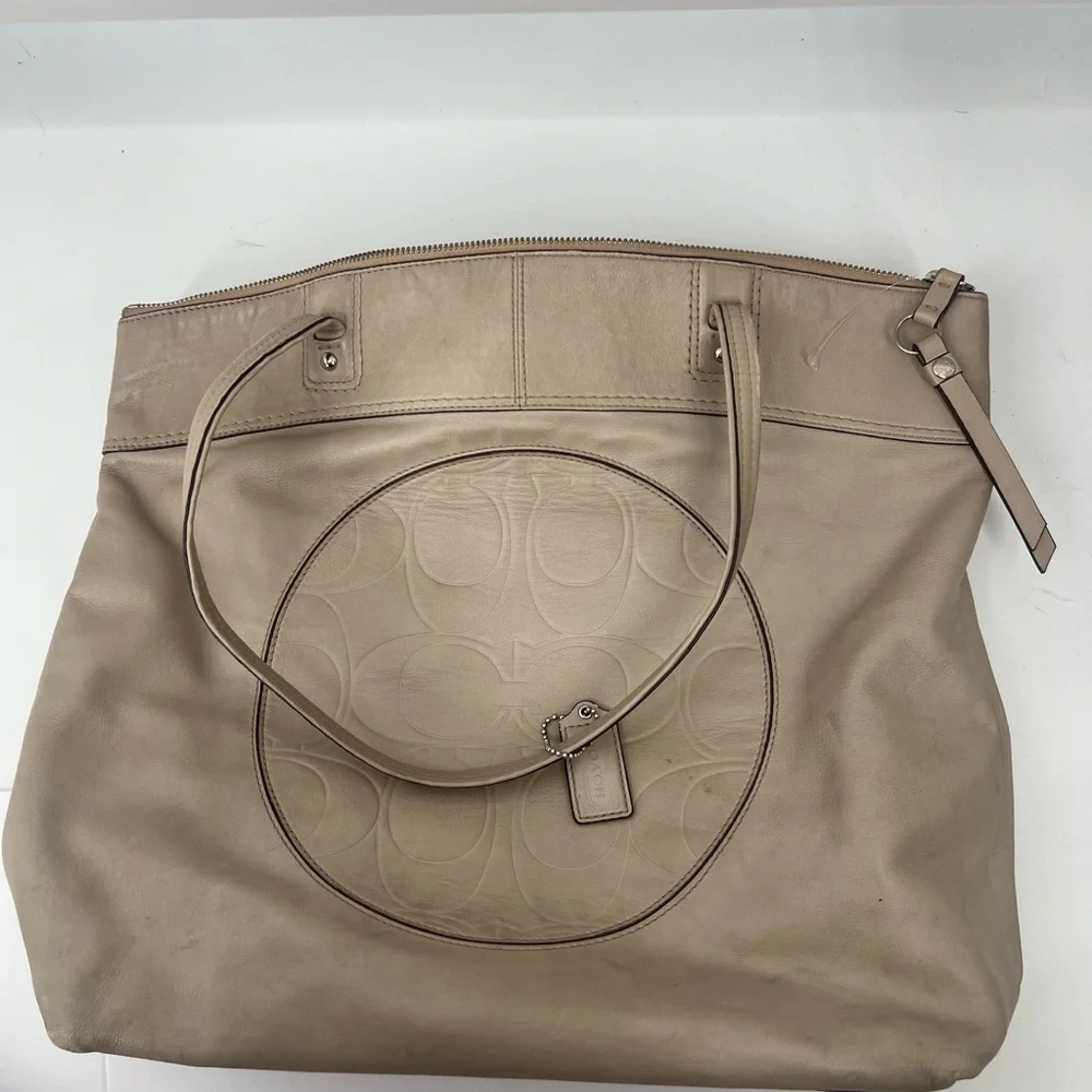 Coach Laura Leather Tote taupe